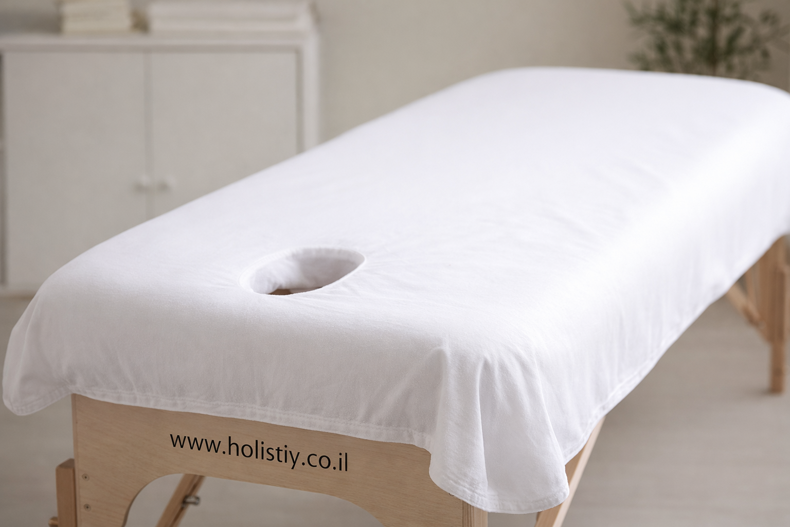 סדיני כיסוי למיטת טיפולים עם חור לראש